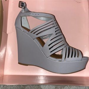 Charlotte Russe gray platform sandal 9